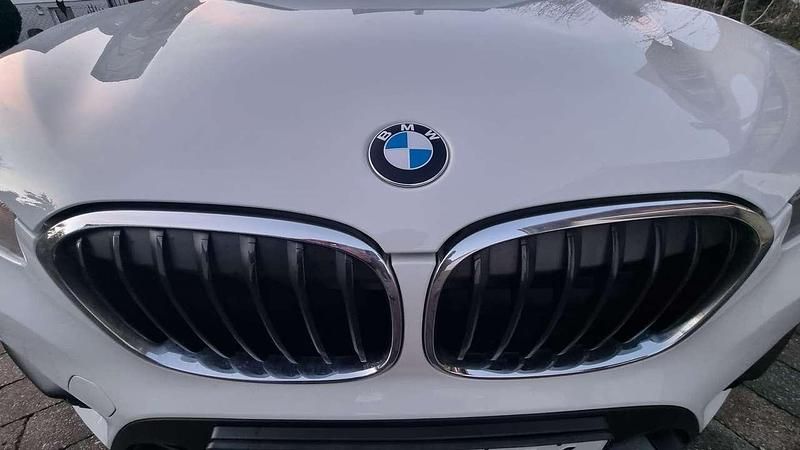 Gebraucht BMW X1 Advantage 192 PS (141 kW) 2016 Weiß SUV