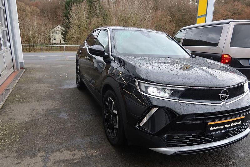Gebraucht Opel Mokka-e Ultimate 100 kW (136 PS) 2022 Schwarz SUV