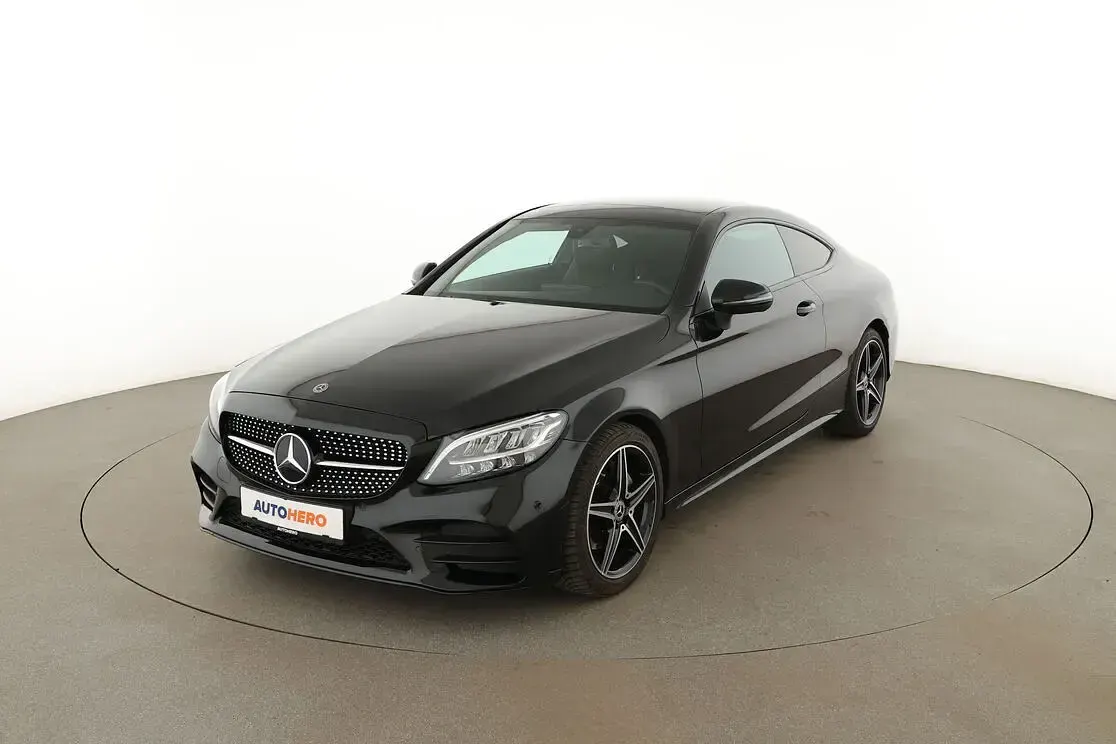 Gebraucht Mercedes C200 AMG line 2019 Coupé
