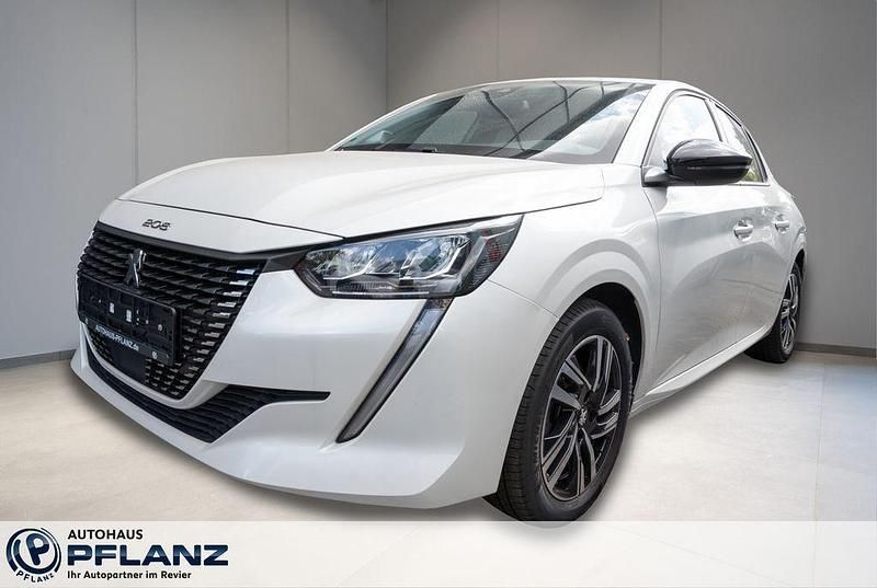 Weiss Gebraucht 2022 Peugeot 208 Allure Kleinwagen | 17.590 € (Etwas zu teuer) - Bild 1/4