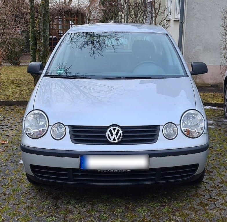 Gebraucht VW Polo 64 PS (47 kW) 2002 Silber Kleinwagen