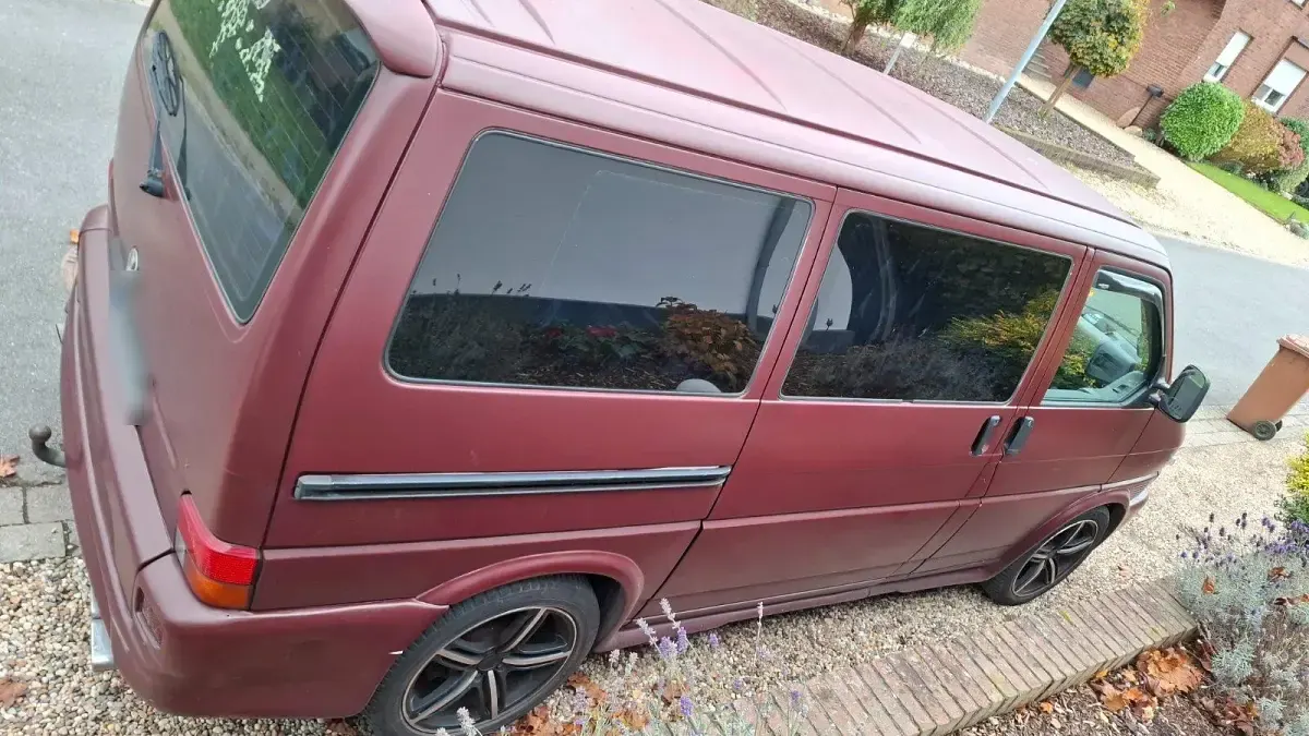 Gebraucht VW T4 151 PS (111 kW) 2001 Rot Van