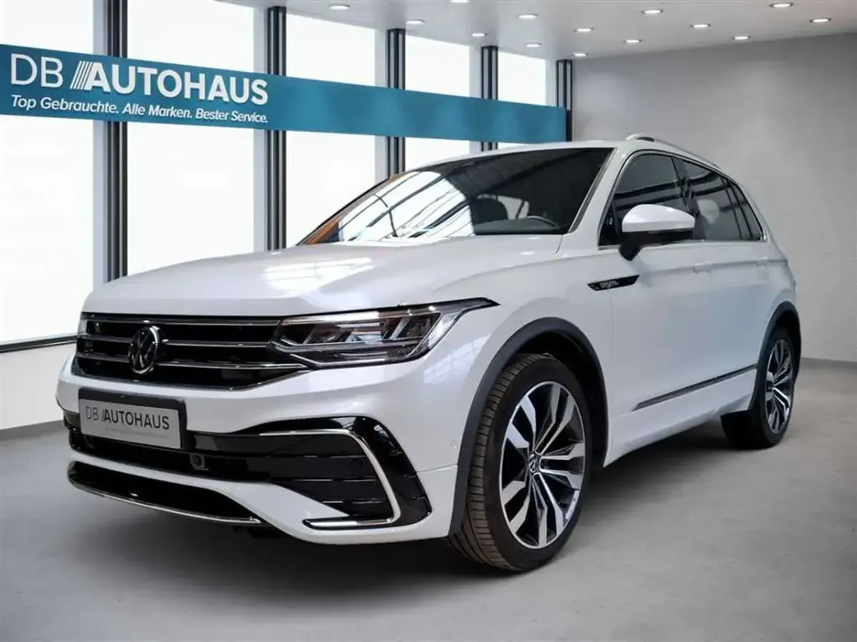 Gebraucht VW Tiguan R-line 150 PS (110 kW) 2024 SUV