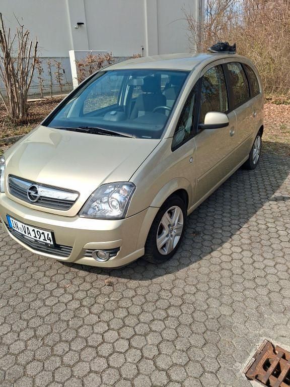 Gebraucht Opel Meriva Selection 105 PS (77 kW) 2010 Gold Van / Kleinbus