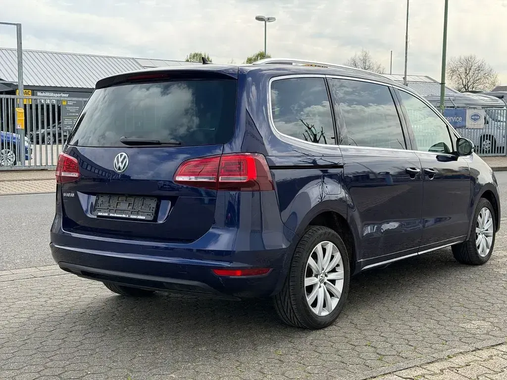 Gebraucht VW Sharan Highline 150 PS (110 kW) 2018 Blau Van / Kleinbus