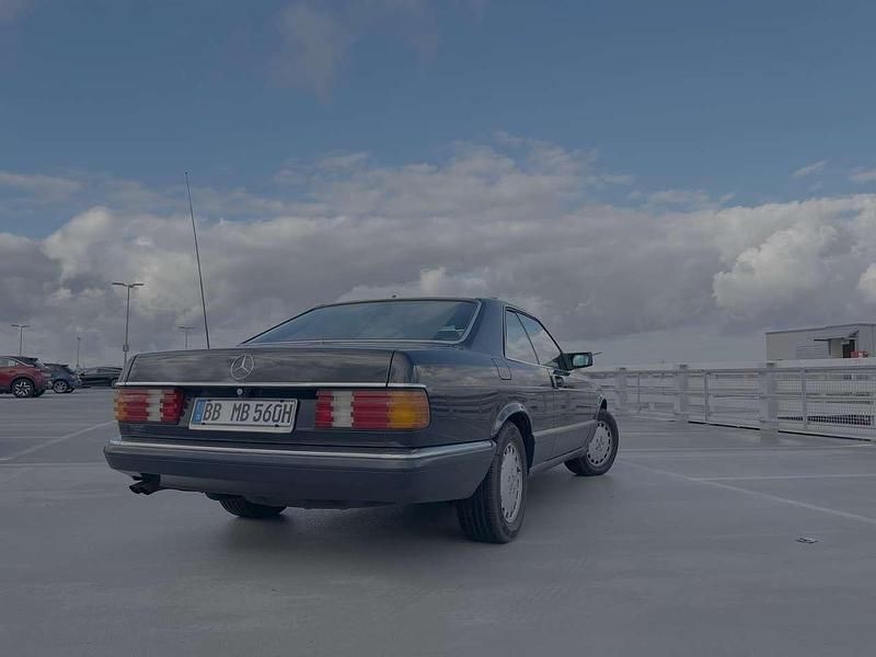 Gebraucht Mercedes 560 272 PS (200 kW) 1990 Blau Coupé
