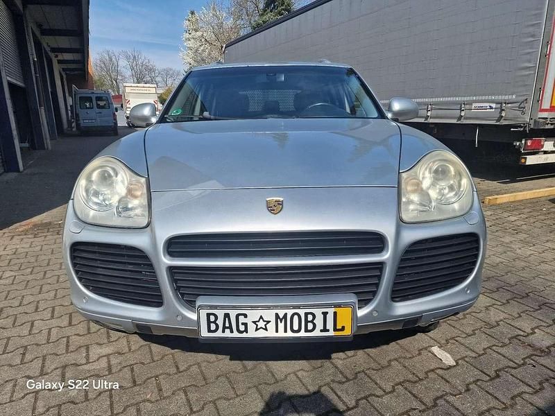 Gebraucht Porsche Cayenne 250 PS (183 kW) 2005 Silbermetallic SUV