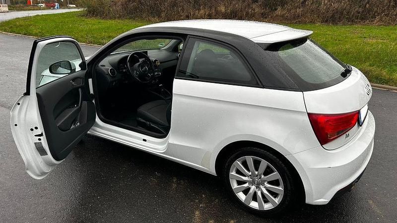 Gebraucht Audi A1 Ambiente 95 PS (69 kW) 2016 Weiß Kleinwagen