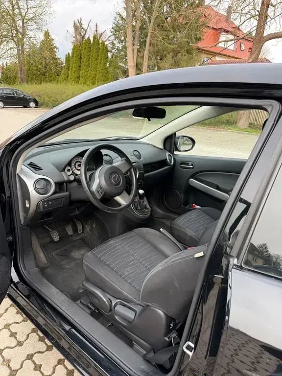 Gebraucht Mazda 2 Active 75 PS (55 kW) 2010 Schwarz Kleinwagen