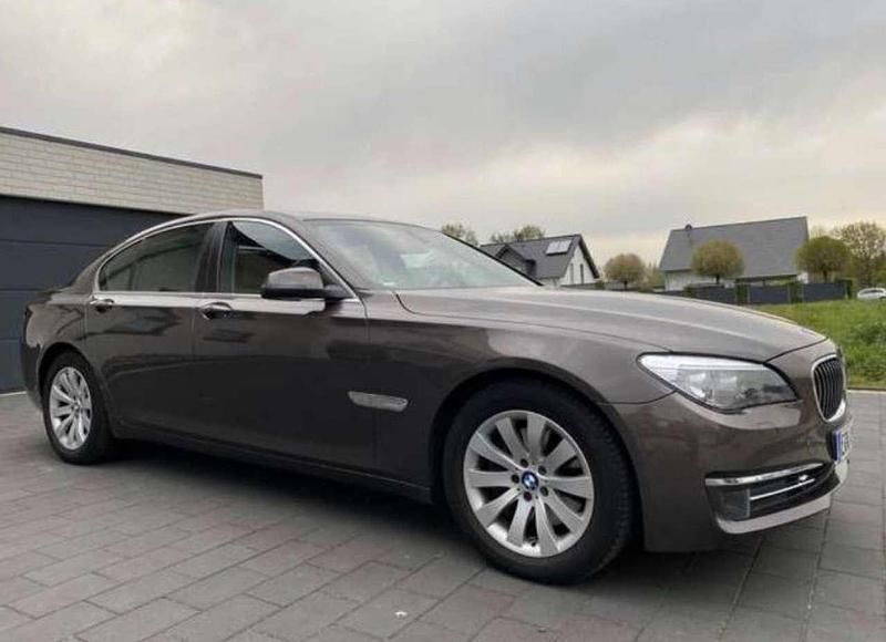 Gebraucht BMW 730 258 PS (189 kW) 2013 Limousine