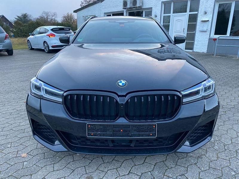 Gebraucht BMW 540 M Sport 340 PS (250 kW) 2021 Schwarz Kombi