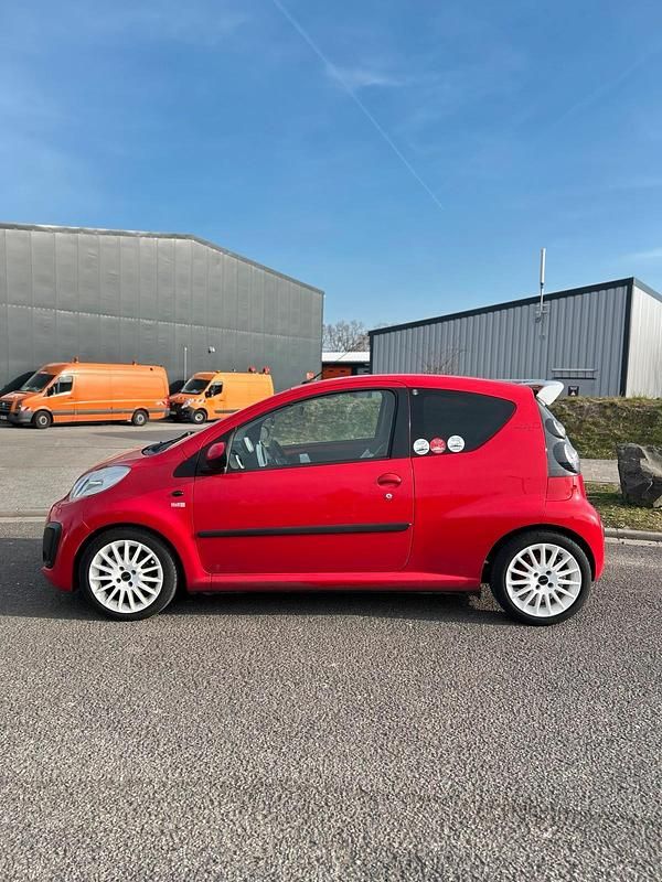 Gebraucht Citroën C1 68 PS (50 kW) 2013 Rot Kleinwagen
