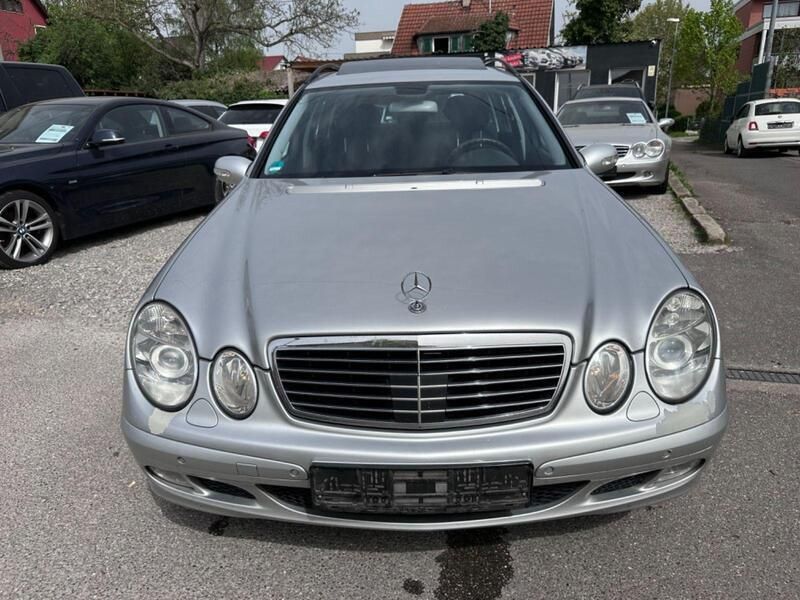 Gebraucht Mercedes E270 177 PS (130 kW) 2003 Silber Kombi