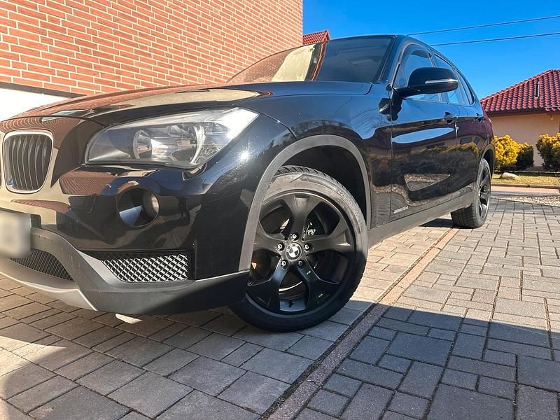 Gebraucht BMW X1 116 PS (85 kW) 2013 Schwarz SUV