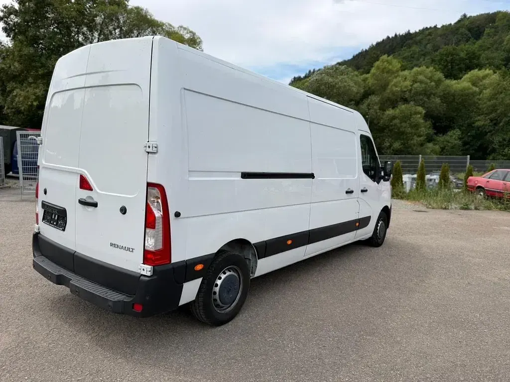Gebraucht Renault Master 135 PS (99 kW) 2021 Weiß Van / Kleinbus