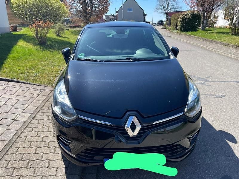 Gebraucht Renault Clio IV 90 PS (66 kW) 2019 Schwarz Limousine