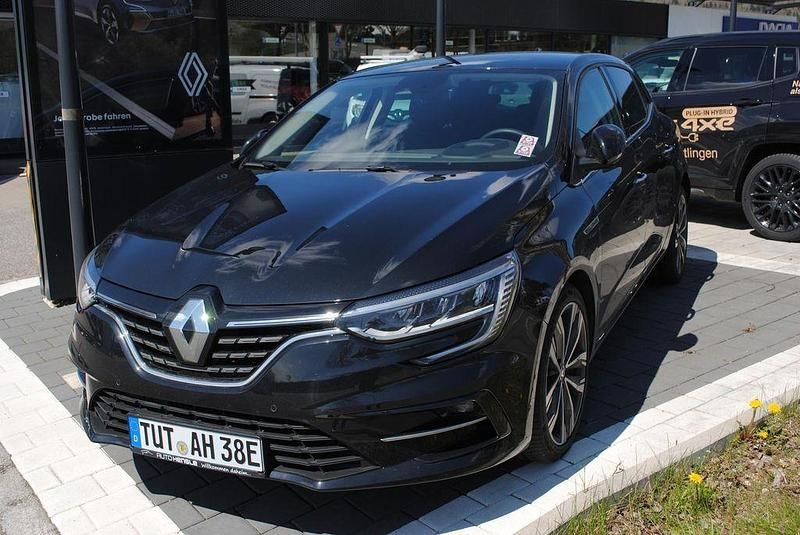Gebraucht Renault Mégane Intens 160 PS (117 kW) 2021 Schwarz Limousine