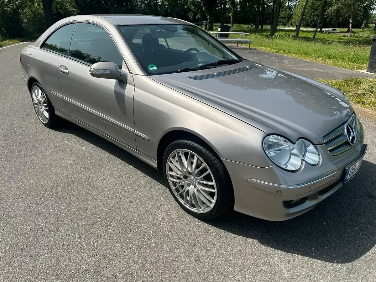 Gebraucht Mercedes CLK280 231 PS (169 kW) 2006 Beige Coupé