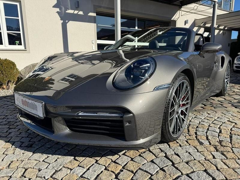 Gebraucht Porsche 992 581 PS (427 kW) 2022 Achatgrau (m7s) Cabrio