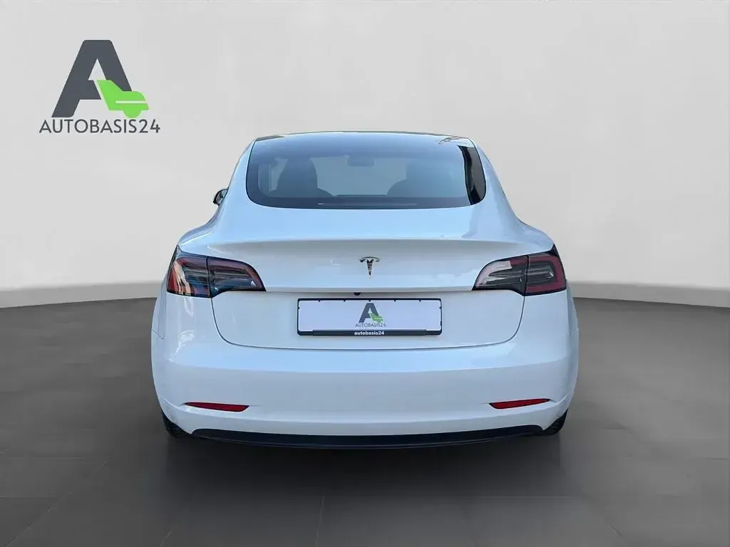 Gebraucht Tesla Model 3 RWD 239 kW (325 PS) 2023 Weiß Limousine