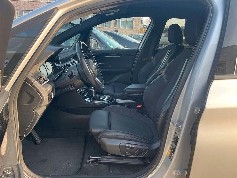 Gebraucht BMW 225 Active Tourer iPerformance 220 PS (161 kW) 2019 Grau Van / Kleinbus