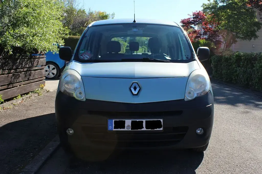 Gebraucht Renault Kangoo Expression 106 PS (77 kW) 2008 Blau Van / Kleinbus