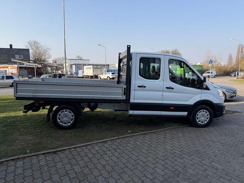 Gebraucht Ford Transit Trend 131 PS (96 kW) 2021 Weiß Van / Kleinbus