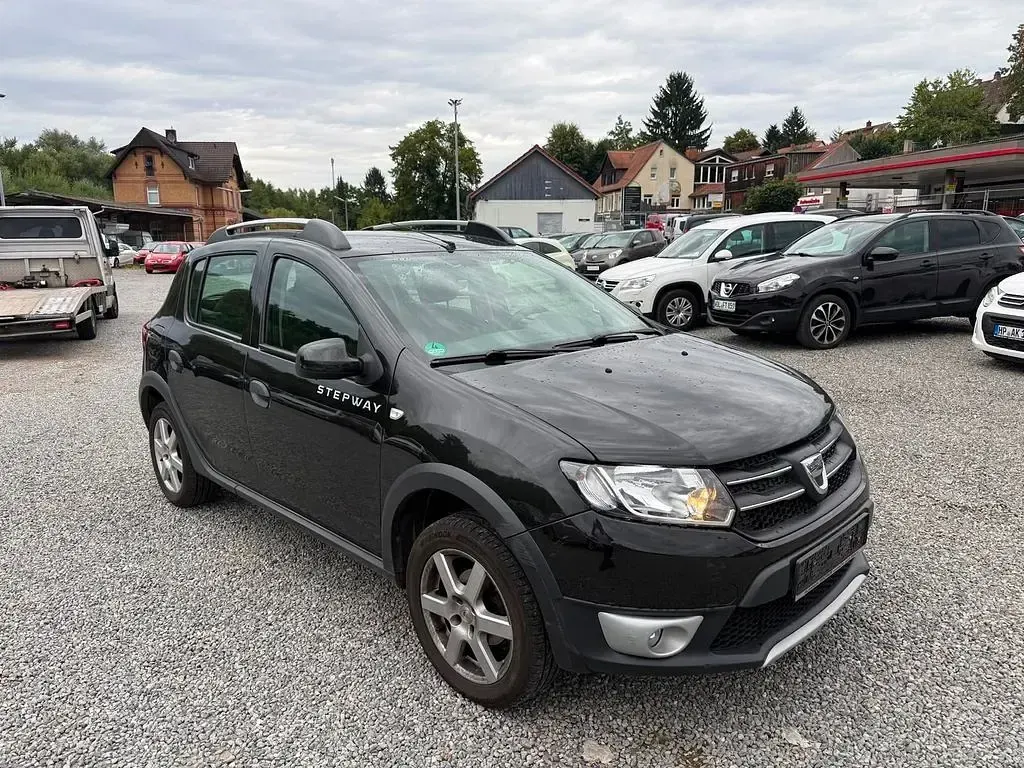 Gebraucht Dacia Sandero Prestige 90 PS (66 kW) 2014 Schwarz Limousine