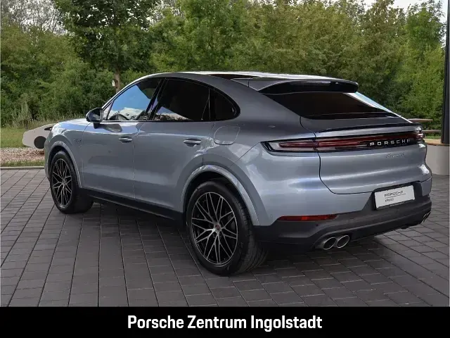 Gebraucht Porsche Cayenne S E-Hybrid Coupe 519 PS (381 kW) 2025 Silber SUV