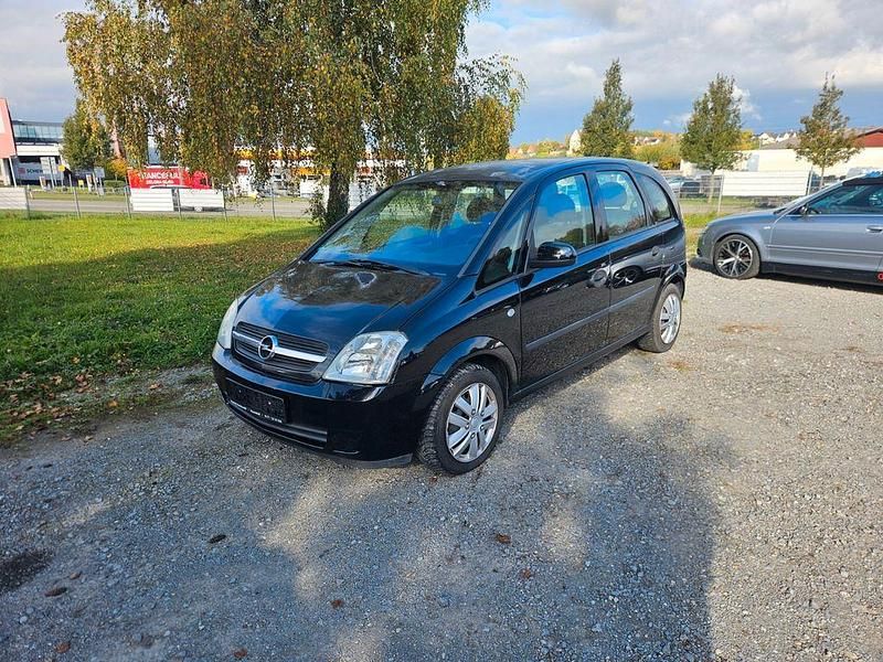 Schwarz Gebraucht 2004 Opel Meriva Essentia Van / Kleinbus | 1.900 € (Etwas zu teuer) - Bild 1/4