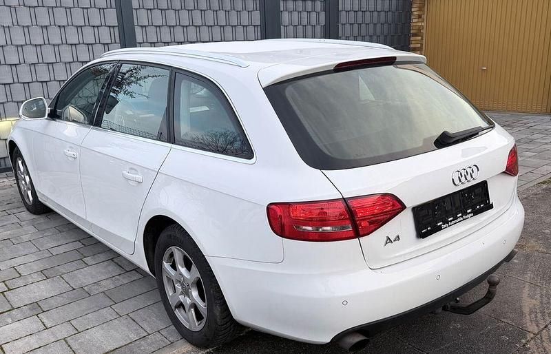 Gebraucht Audi A4 Ambiente 211 PS (155 kW) 2009 Weiß Kombi