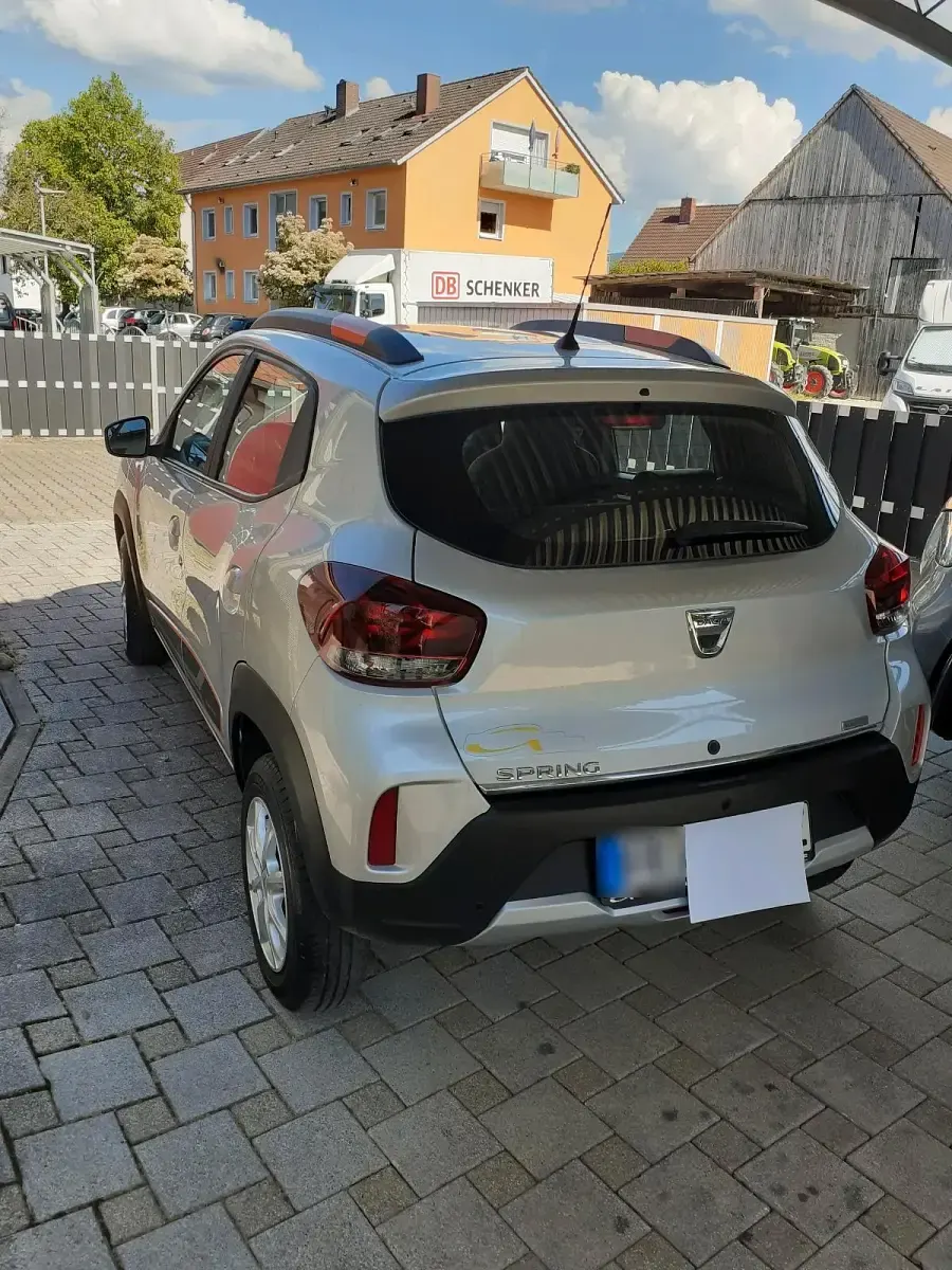 Gebraucht Dacia Spring Comfort Plus 19 kW (26 PS) 2022 Silber Kleinwagen