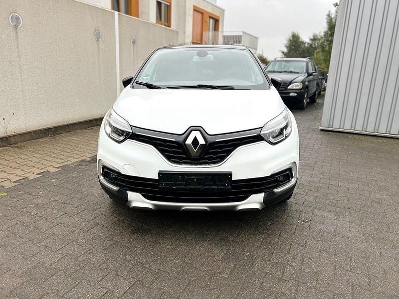 Weiß Gebraucht 2017 Renault Captur Crossborder SUV | 7.999 € (Guter Preis) - Bild 1/4