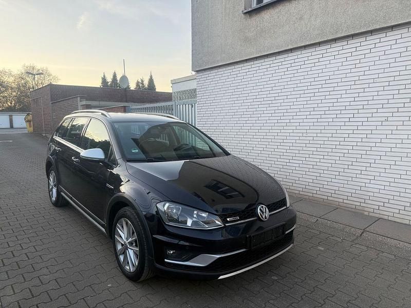 Gebraucht VW Golf VII Basis 184 PS (135 kW) 2015 Schwarz Kombi