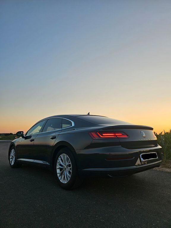 Gebraucht VW Arteon 150 PS (110 kW) 2017 Grau Kleinwagen