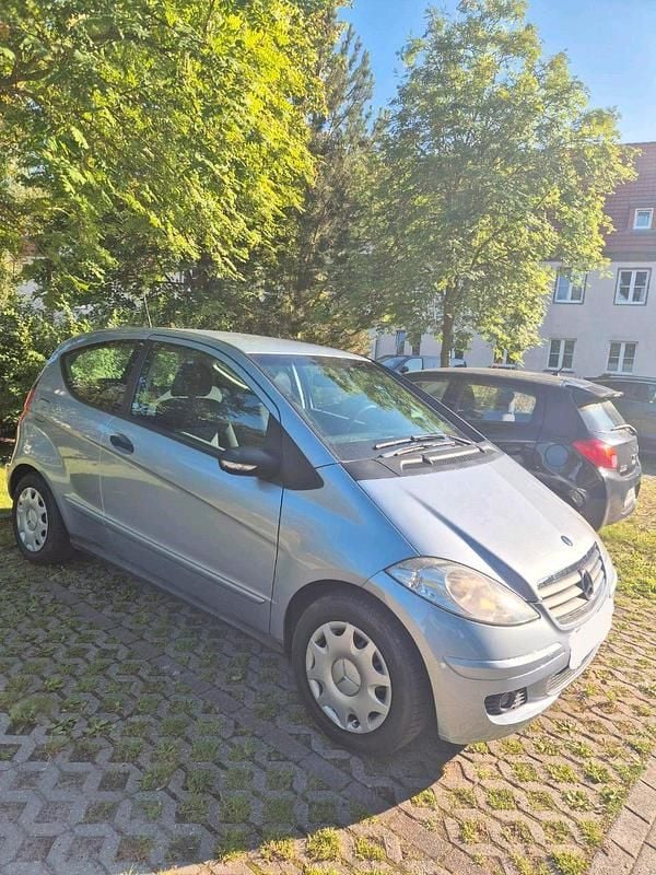Blau Gebraucht 2007 Mercedes A150 Kleinwagen | 3.700 € (Fairer Preis) - Bild 1/4