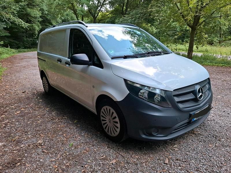 Gebraucht Mercedes Vito 190 PS (139 kW) 2017 Van