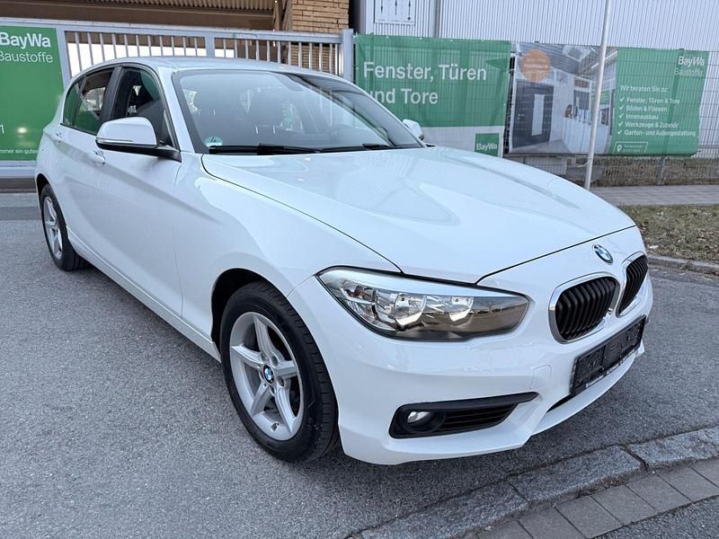Gebraucht BMW 120 Advantage 184 PS (135 kW) 2016 Weiß Kleinwagen