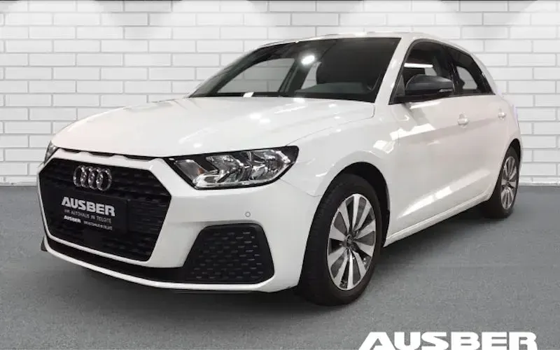Gebraucht Audi A1 Sportback Comfort 95 PS (69 kW) 2023 Weiß Kleinwagen