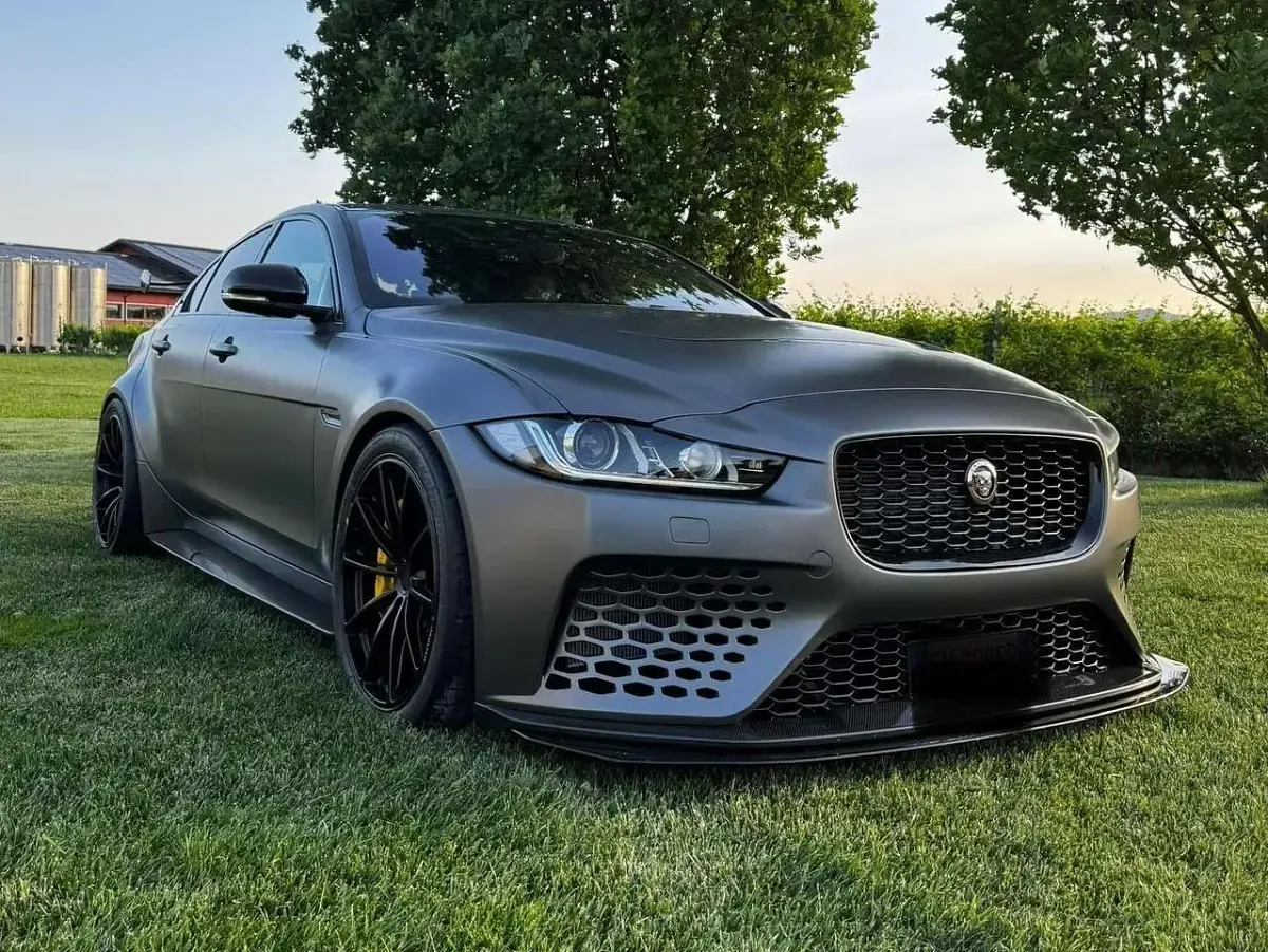 Gebraucht Jaguar XE 600 PS (441 kW) 2018 Other Limousine