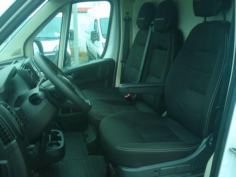 Gebraucht Fiat Ducato 120 PS (88 kW) 2023 Weiß Van