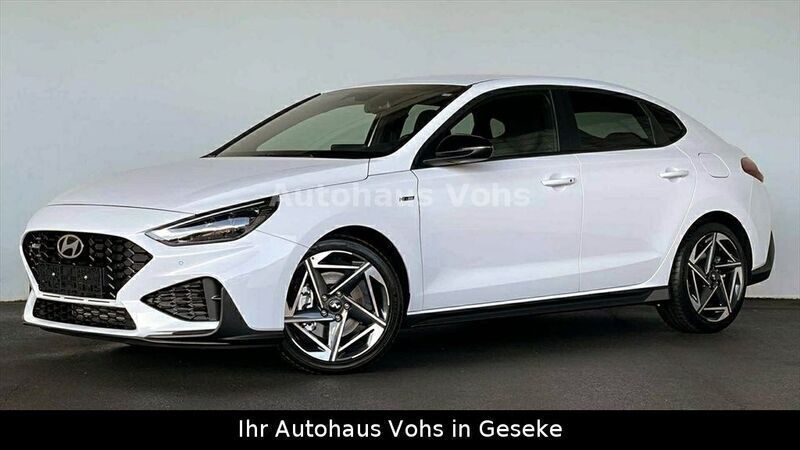 Weiß Neu 2024 Hyundai i30 N Line Limousine | 25.970 € (Fairer Preis) - Bild 1/3