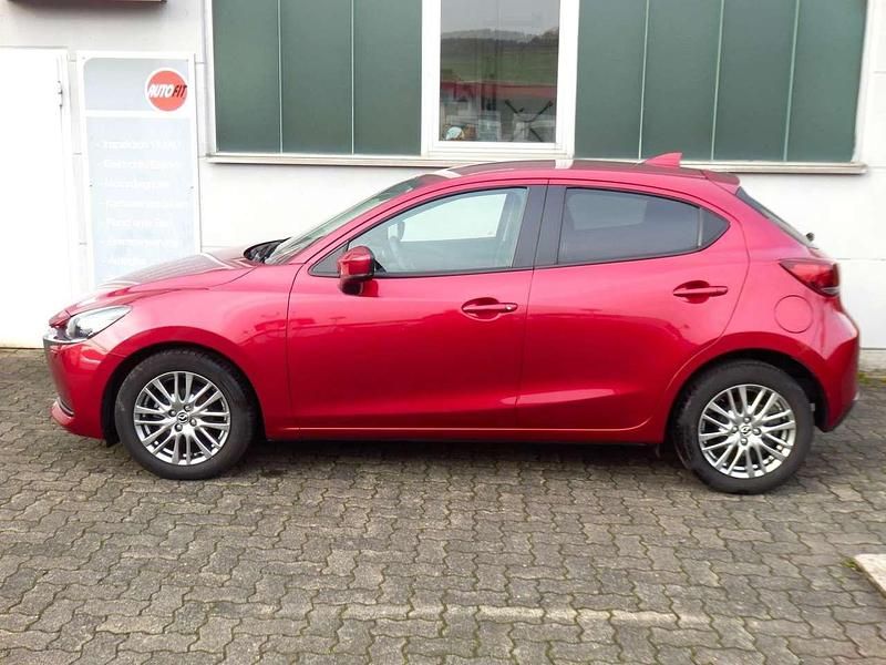 Gebraucht Mazda 2 Kizoku 90 PS (66 kW) 2021 Magmarot Limousine