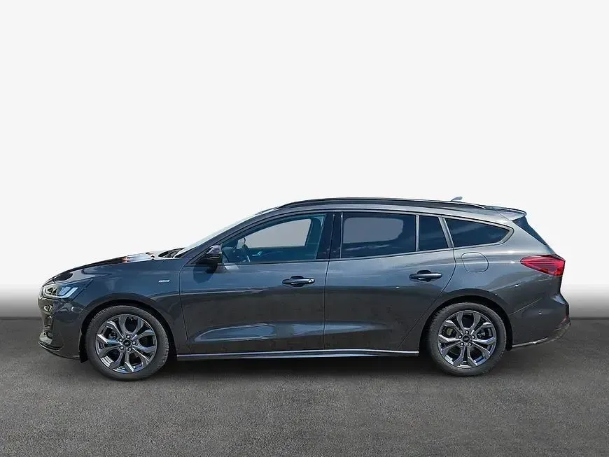 Gebraucht Ford Focus ST-Line X 155 PS (114 kW) 2024 Grau Limousine