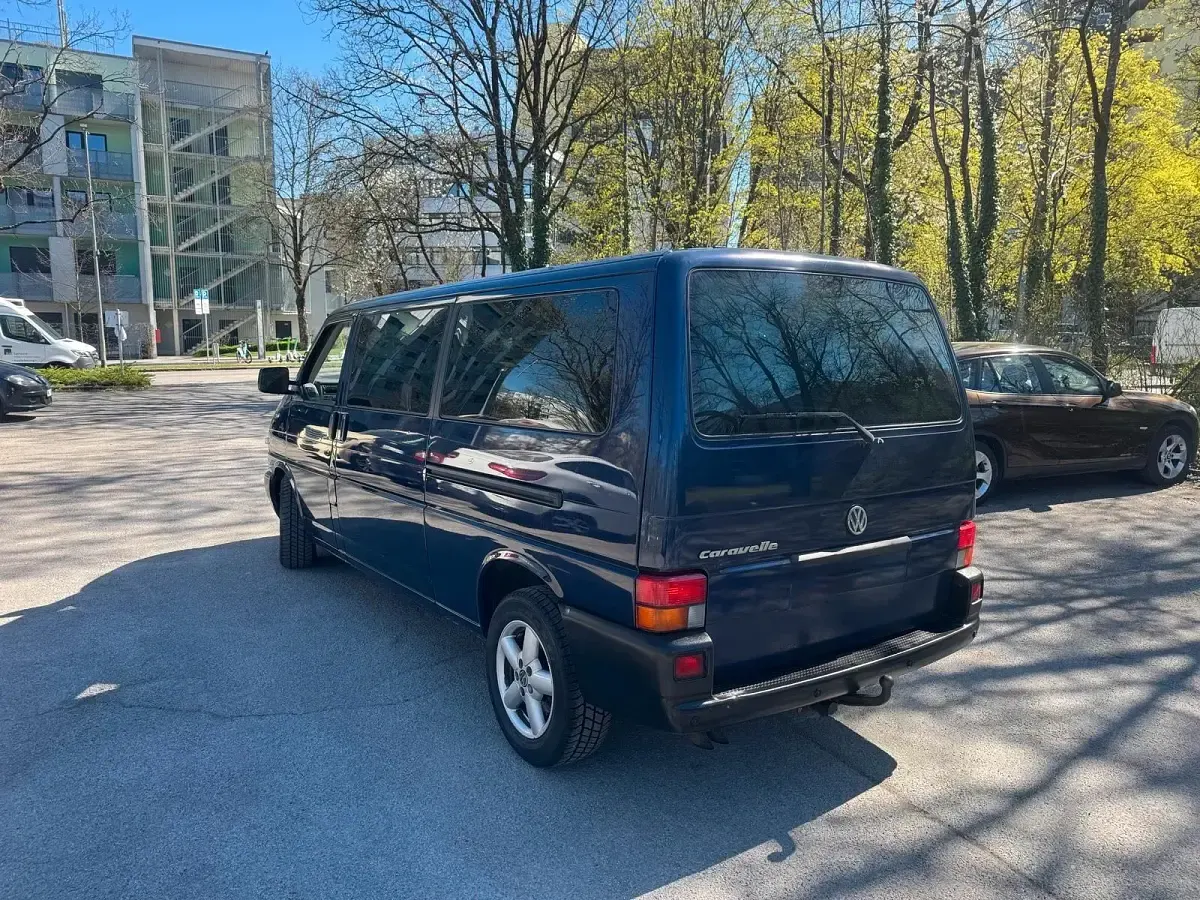 Gebraucht VW T4 151 PS (111 kW) 2001 Blau Van