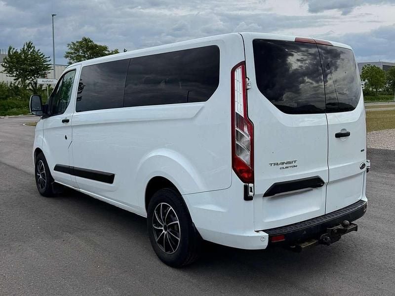 Weiß Gebraucht 2019 Ford Transit Custom Trend Van / Kleinbus | 19.900 € (Fairer Preis) - Bild 1/4