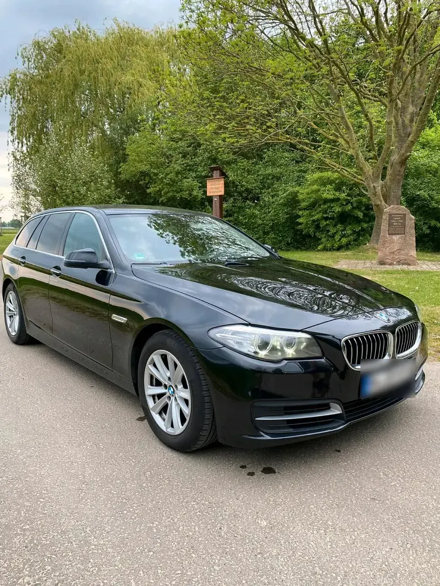 Gebraucht BMW 520 190 PS (139 kW) 2016 Schwarz Kombi
