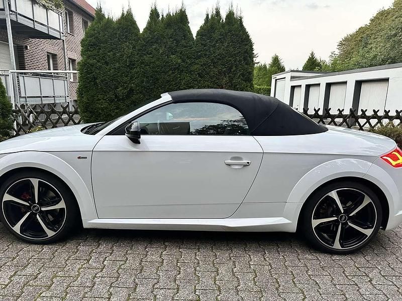 Gebraucht Audi TT S-Line 230 PS (169 kW) 2018 Weiß Cabrio