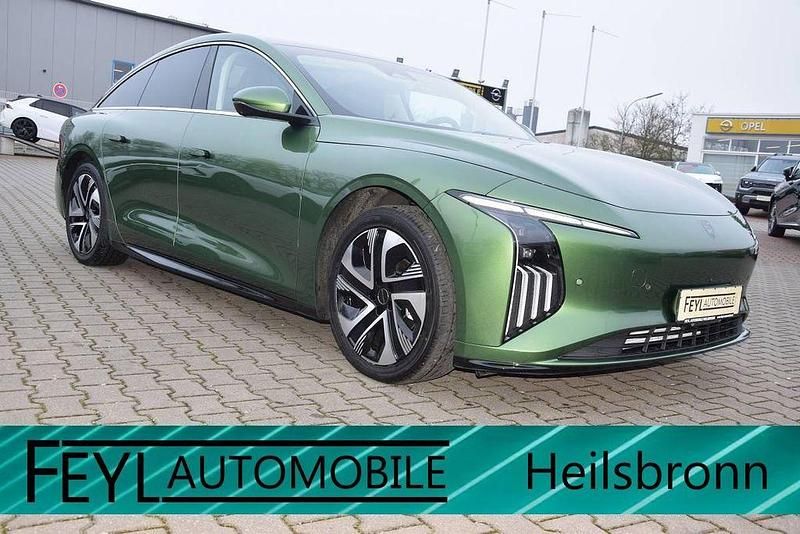 Gebraucht DFSK Forthing 7 209 PS (153 kW) 2026 Grün Limousine