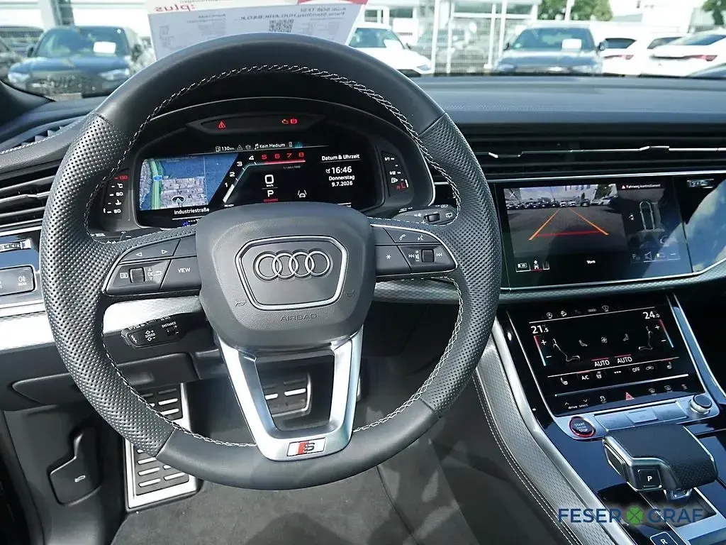Gebraucht Audi SQ8 Ambiente 507 PS (372 kW) 2025 Daytonagrau perleffekt SUV